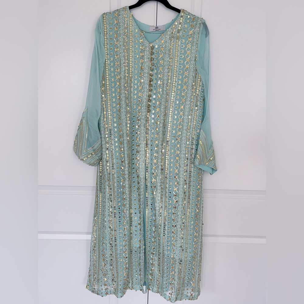 Original Rang e Haya in Ice blue. Shalwar salwar Kameez